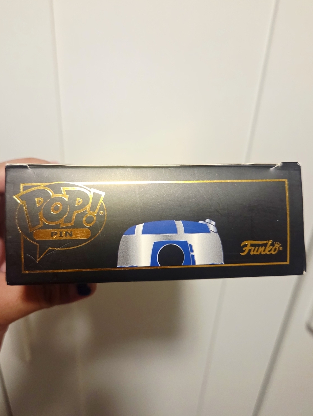 Funko R2-D2 Enamel Pin - Blue, Silver & Cream - Picture 2 of 2